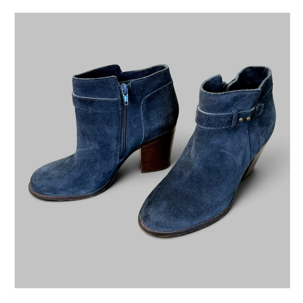 Sole Society Lyriq Suede Ankle Bootie Womens 8.5M Navy Block Heel Strap Side Zip